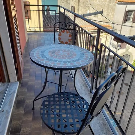 Appartamento Al Civico 4 Marta Exterior foto